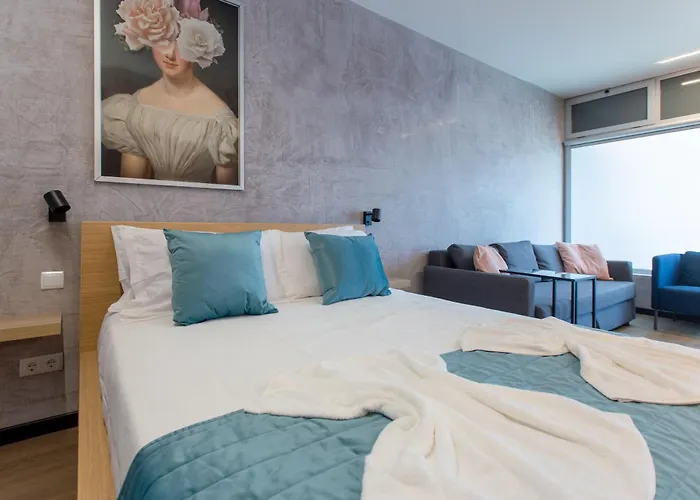 Guest house Social Hollywood Funchal (Madeira)