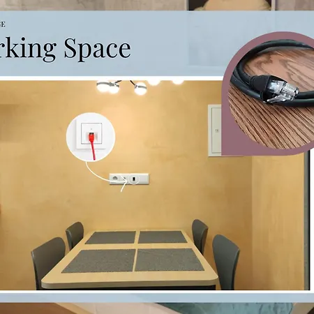 Social Hollywood Guest house