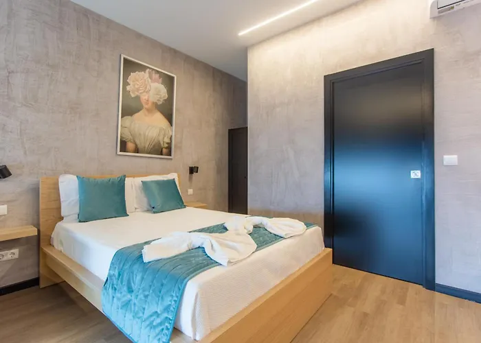 Pensión Social Hollywood Funchal (Madeira)